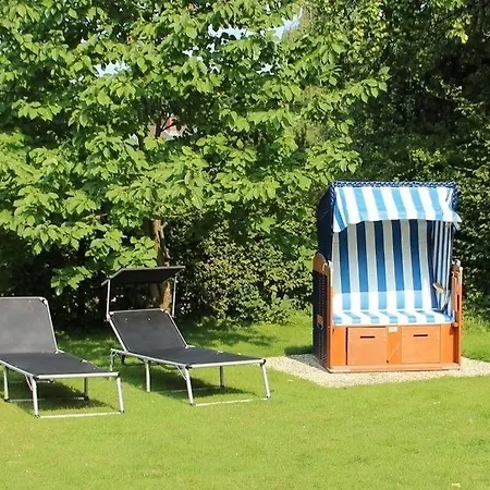 Semesterbostad Haus Schiffchen *